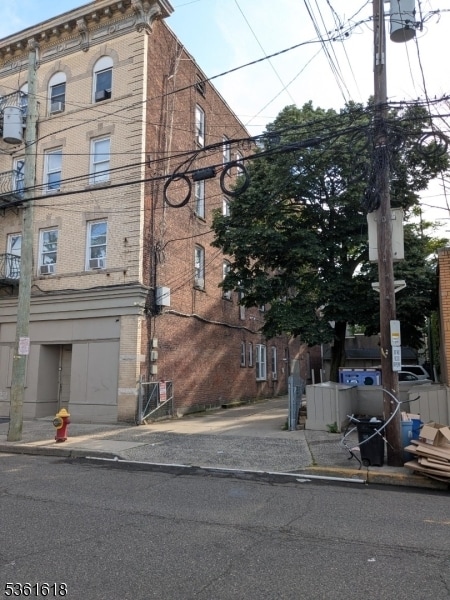 Foto del edificio - 139 9th St