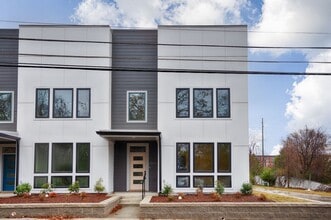 Building Photo - 2504 Freeman Rd SW