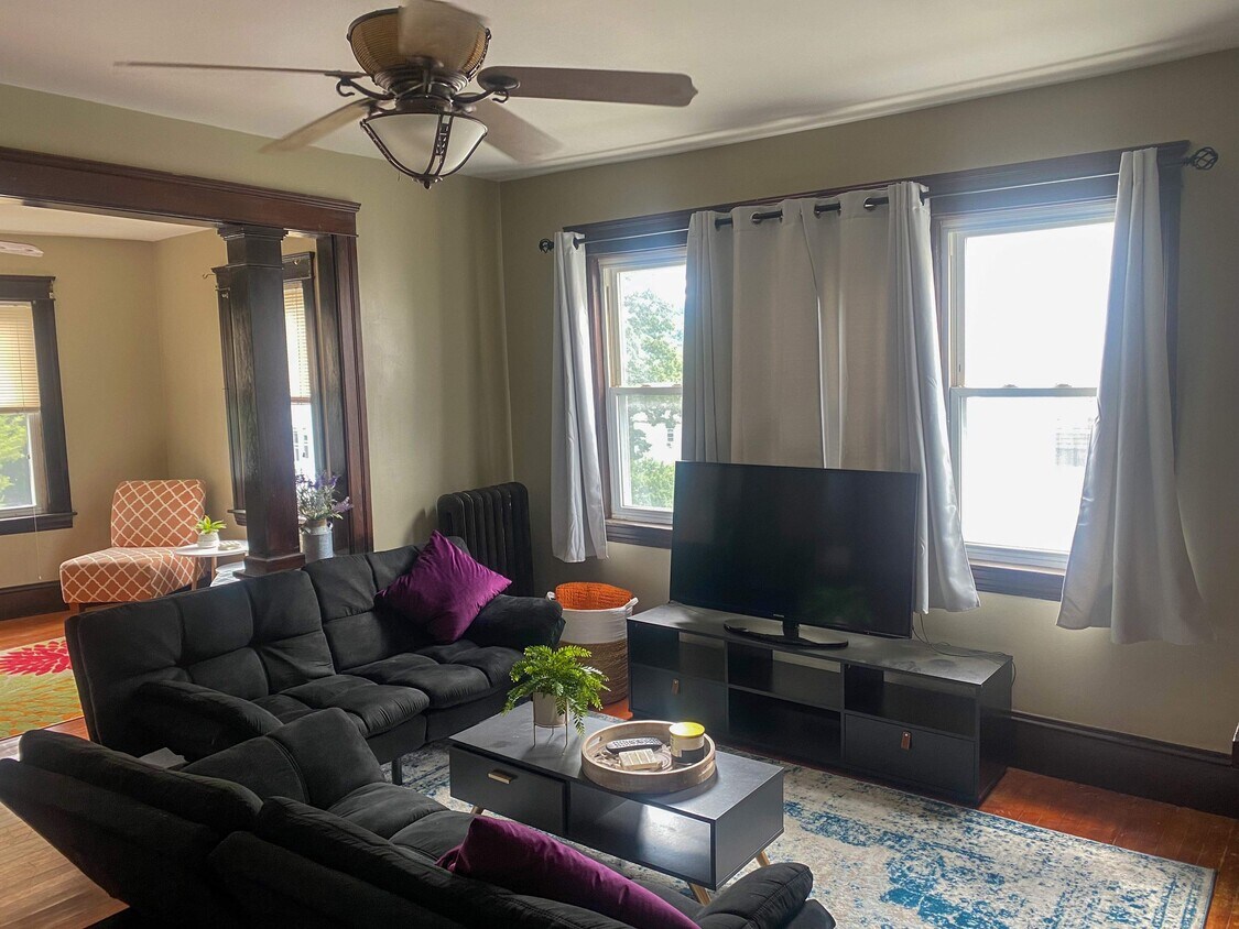 Foto principal - 19 Fifth Ave, Worcester MA 01607 - Unit 1