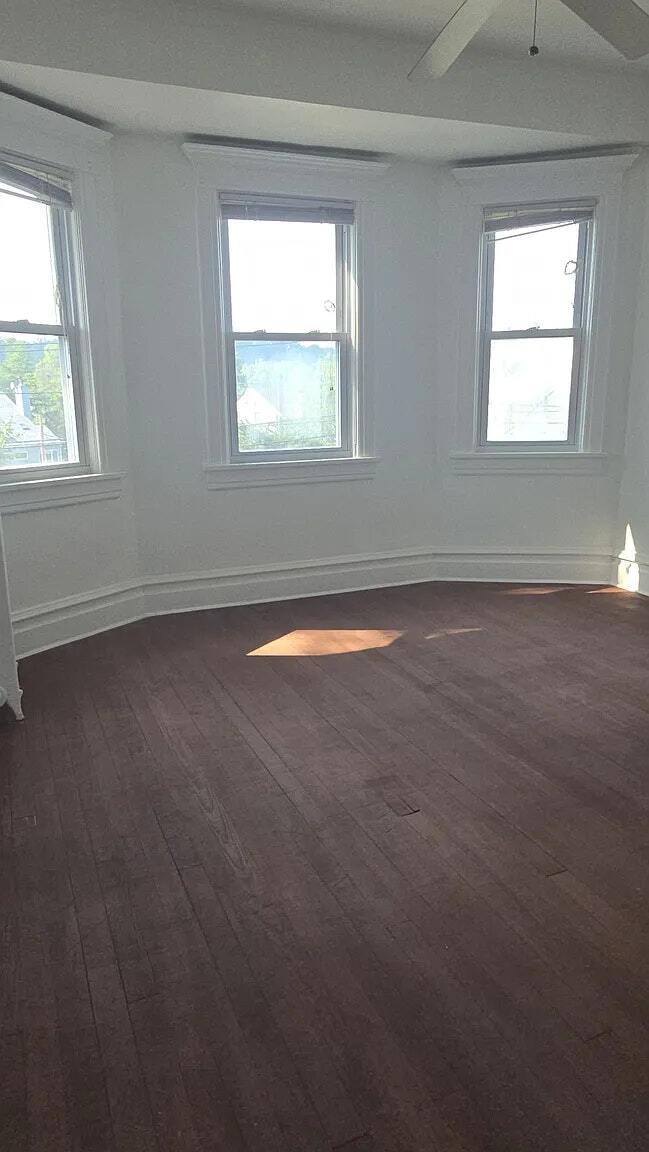 Foto del edificio - 58 Phoenix Ave