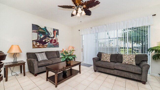 Building Photo - 8114 Princess Palm Ln