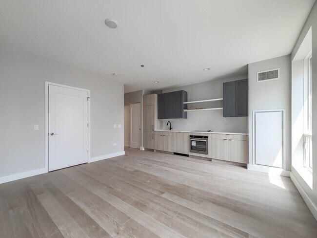 Photo - 1200 N Clark St Apartment