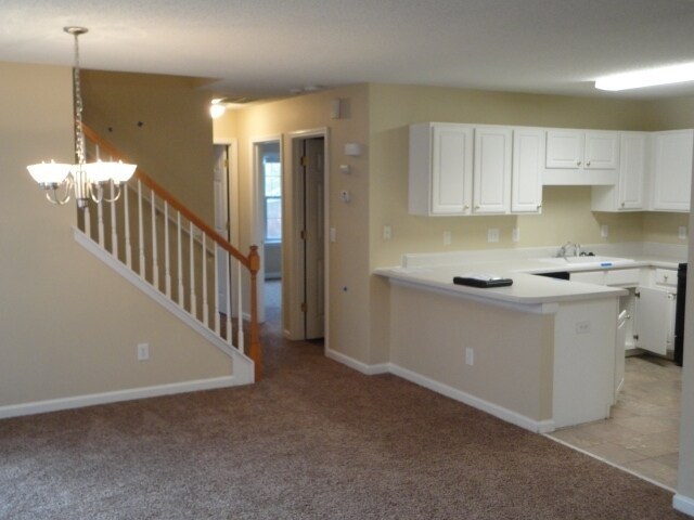 Building Photo - 1605 Beacon Village Drive