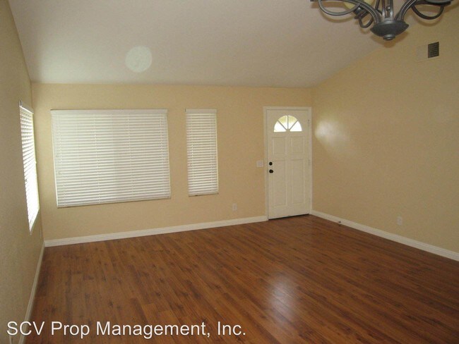 Building Photo - 27568 Sycamore Creek Dr