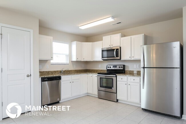 Building Photo - 110 Calhoun Pl