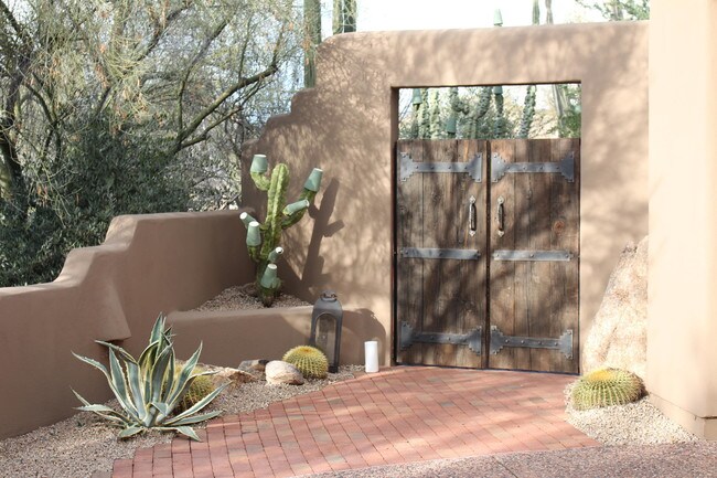 Foto del edificio - 7562 E High Point Dr