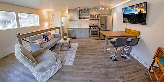 Building Photo - 456 Quaking Aspen Ln