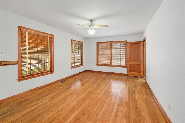 Foto del edificio - 1205 Palo Duro Rd