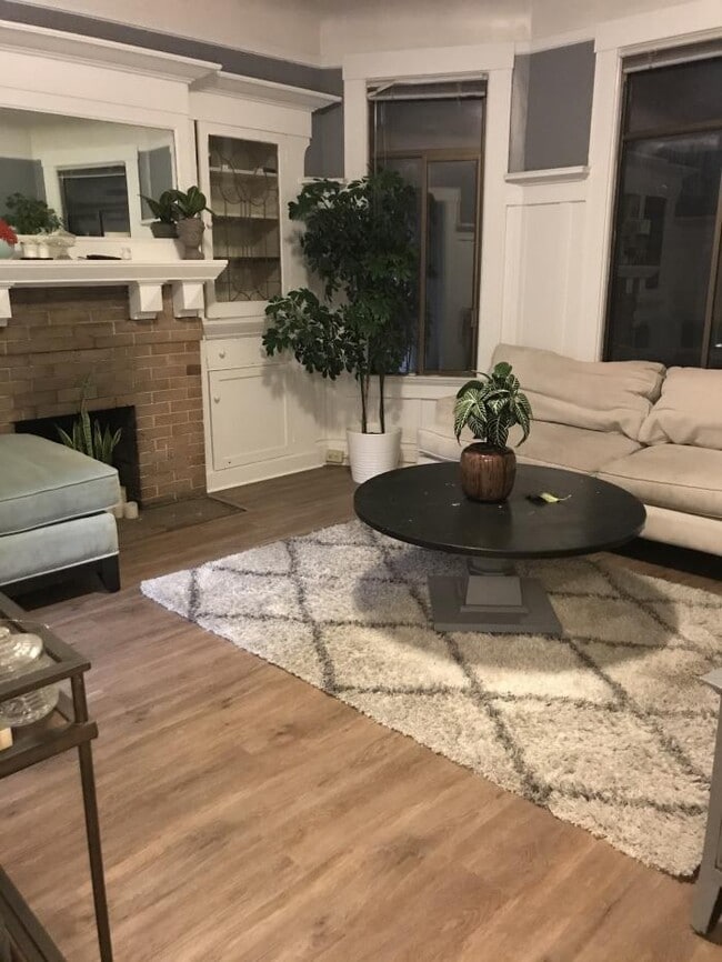 Building Photo - 1 bedroom in San Francisco CA 94133