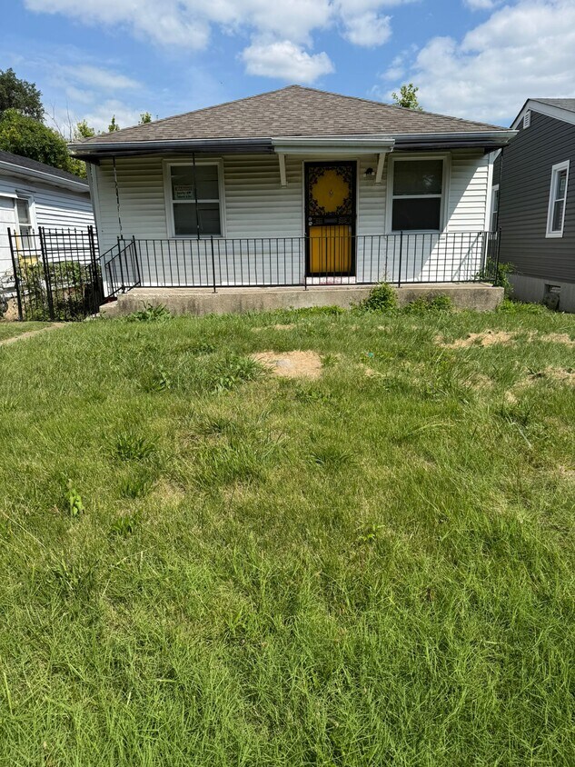 Foto principal - 8504 Trafford Ln