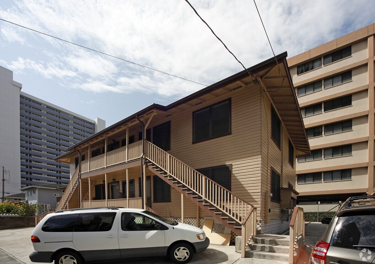 Building Photo - 1574-1578 Piikoi St