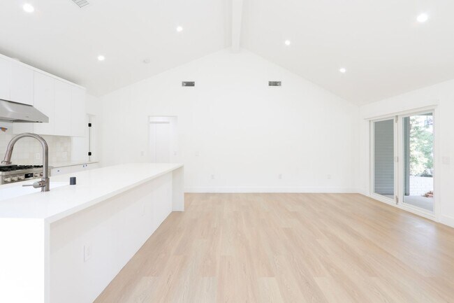 Foto del interior - 1307 Maltman Ave