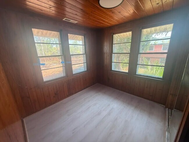 Foto del edificio - 407 16th Ave S