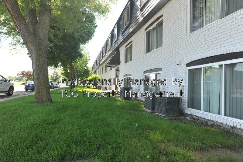 Foto principal - 606 E McKinley Rd