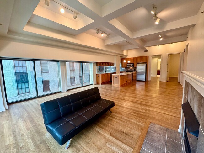 Foto del edificio - Wallstreet Tower Condo