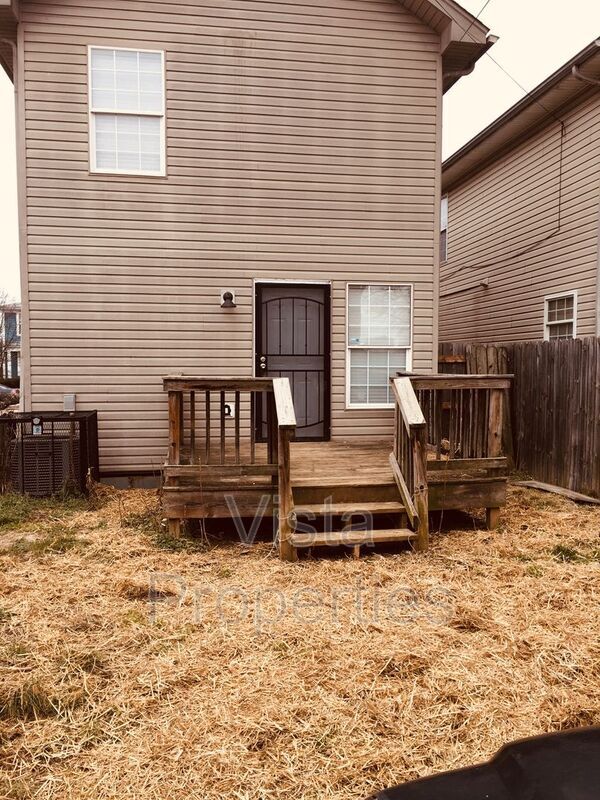 Building Photo - 409 S 18th St