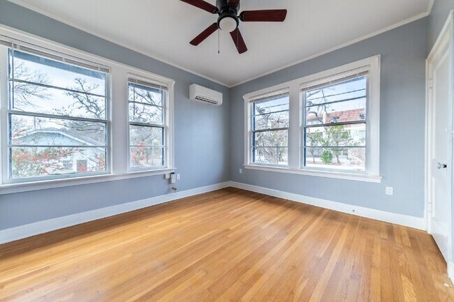 Building Photo - 3111 Grooms St