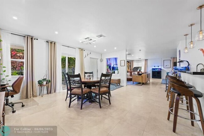 Foto del edificio - 735 Tyler St