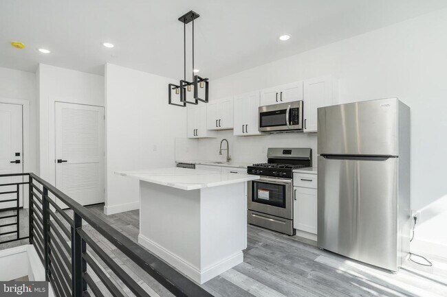Foto del edificio - 817 N 42nd St