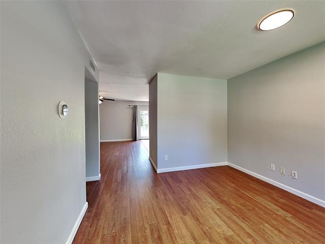 Foto del edificio - 1014 Hillwood Dr