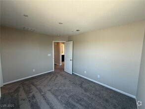 Building Photo - 2842 Mincio St
