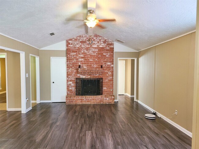 Foto del edificio - 12519 Hunting Brook Dr