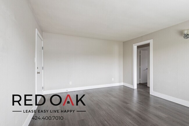 Building Photo - ~$200 OFF Each Month~ Fabulous Top Floor O...