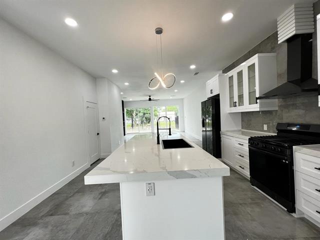 Building Photo - 1509 Gano St
