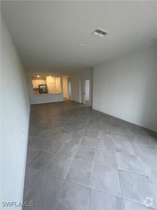 Building Photo - 2220 Dragonfruit Wy