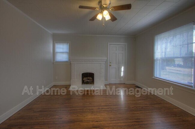 Foto del edificio - 1316 S Knoxville Ave