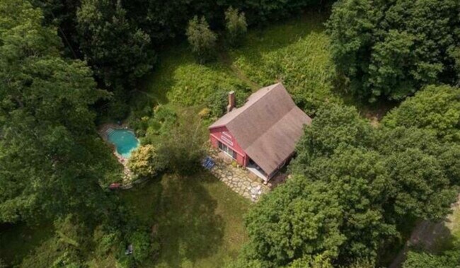 Building Photo - 53 Brooks Rd
