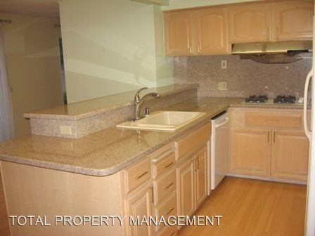 Building Photo - 3 br, 3 bath House - 5536 FERN DR