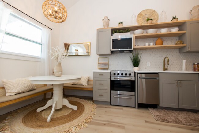 Foto del edificio - 904 Fleming St