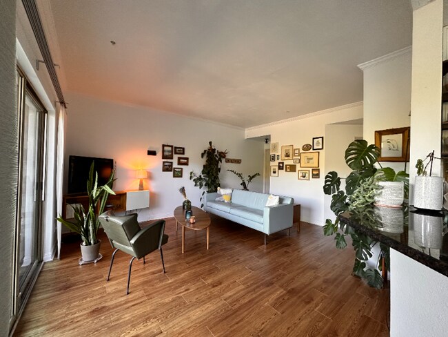 Foto del edificio - 6000 Shepherd Mountain Cove