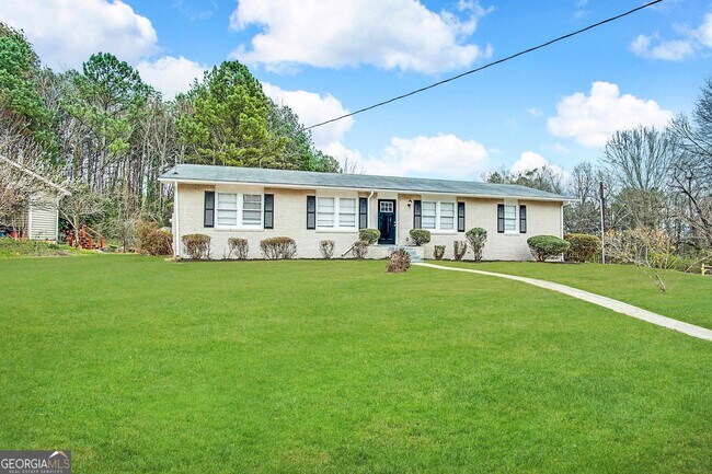 Building Photo - 660 Thomasville Blvd SE