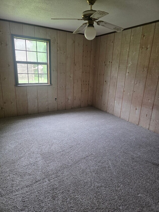 Building Photo - Oak Ridge Apartment