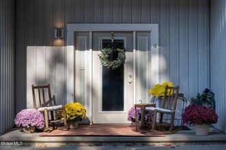 Building Photo - 166 Jefferson St