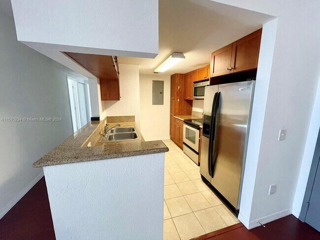 Foto del edificio - 36 NW 6th Ave
