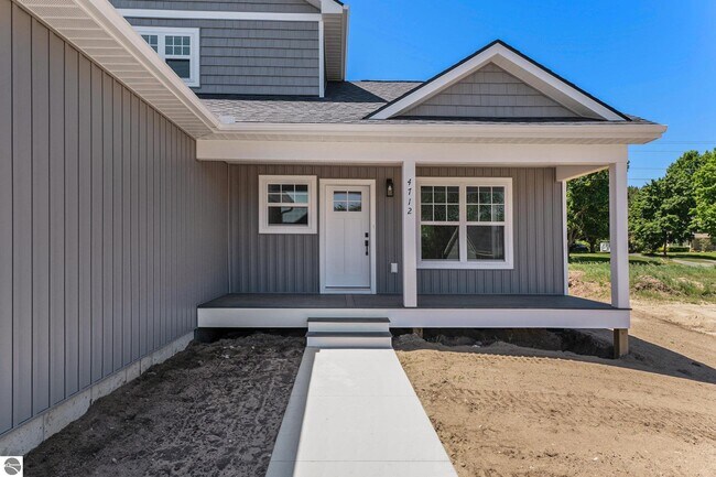 Building Photo - 4712 Owl View Dr