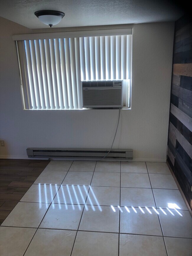 Dining Area - 4580 N Agua Fria Dr