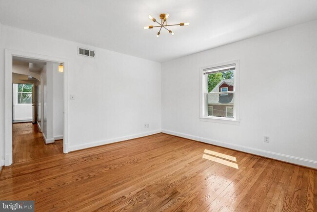 Building Photo - 1400 Oglethorpe St NW