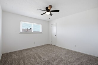Building Photo - 66 T Huxley Ln