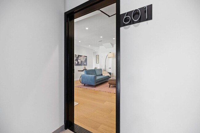 Foto del edificio - 693 Sutter St