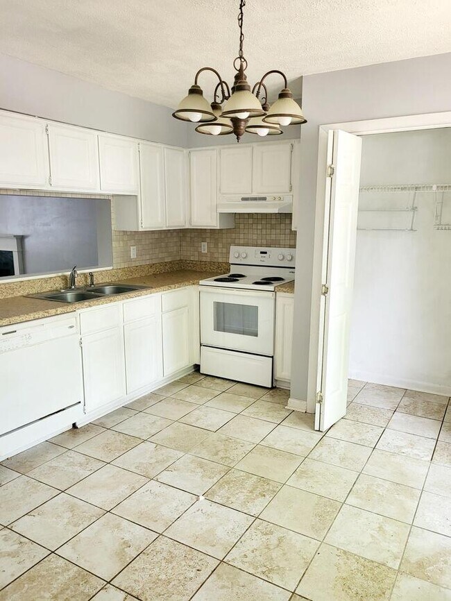Foto del edificio - 5500 Richland St