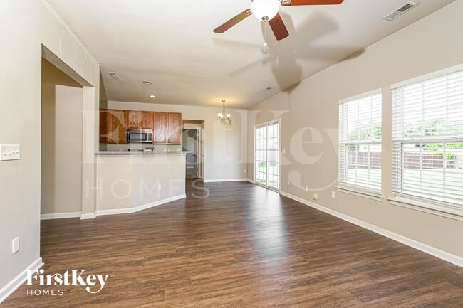 Building Photo - 4204 Laurel Ridge Cir