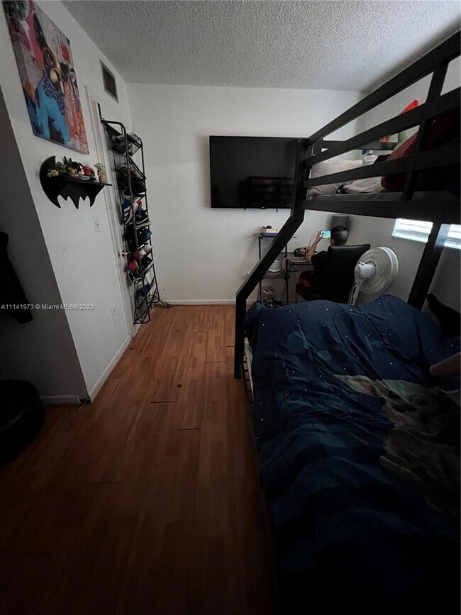 Foto del edificio - 8600 SW 133rd Avenue Rd