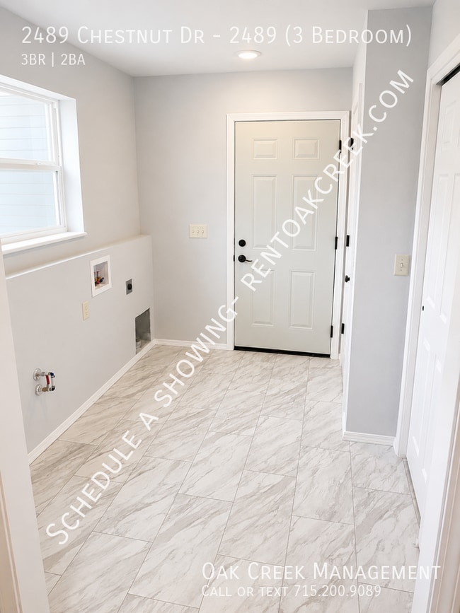 Building Photo - 2489 Chestnut Dr