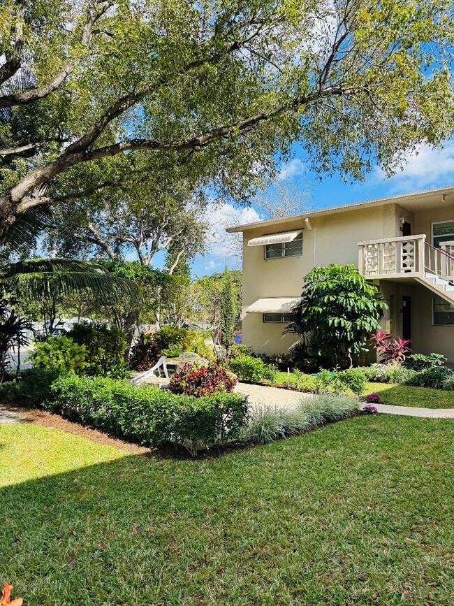 Photo - 606 S Center St Apartment