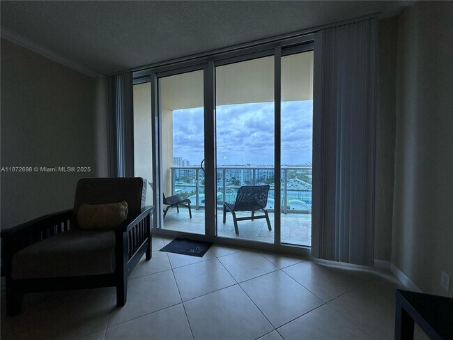 Foto del edificio - 2501 S Ocean Dr