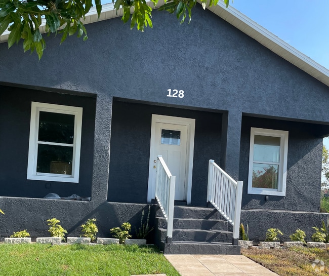 Building Photo - 128 McCoy Dr
